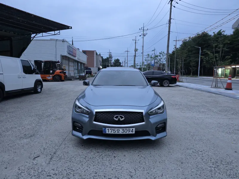 Infiniti Q50