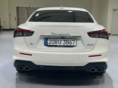 Maserati Ghibli
