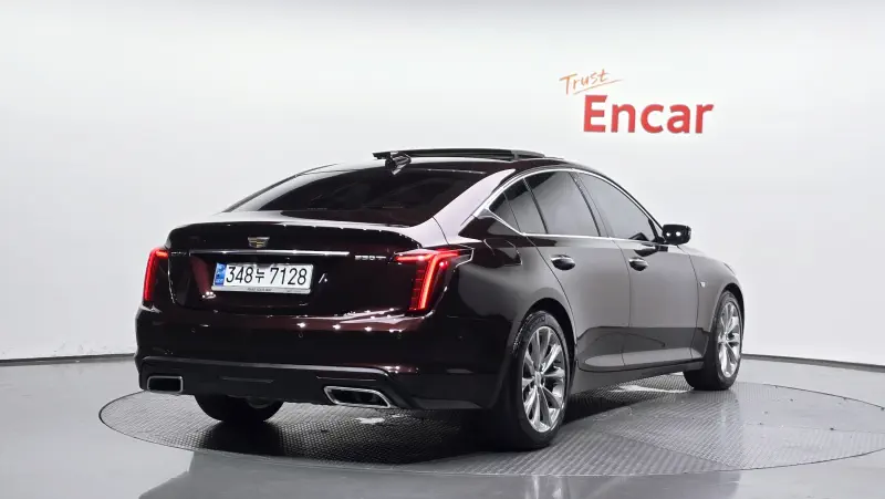 Cadillac CT5