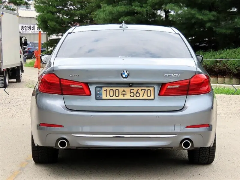 BMW 5-Series