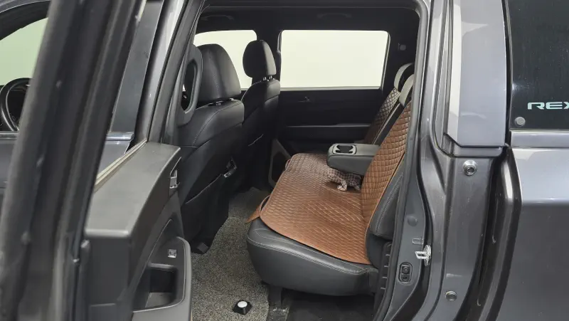 SsangYong Rexton Sports Khan