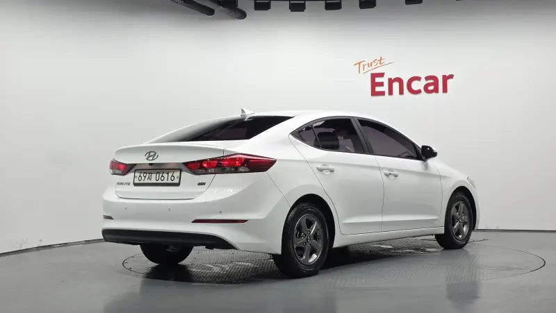 Hyundai AVANTE