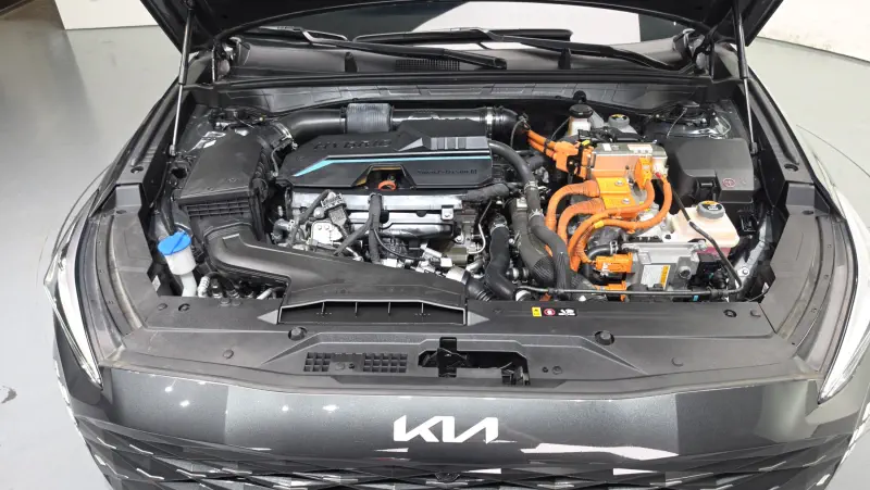 Kia K8