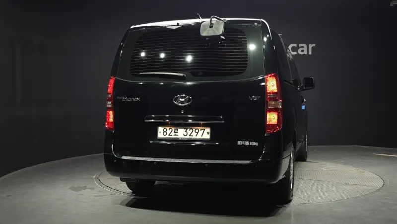 Hyundai Grand Starex