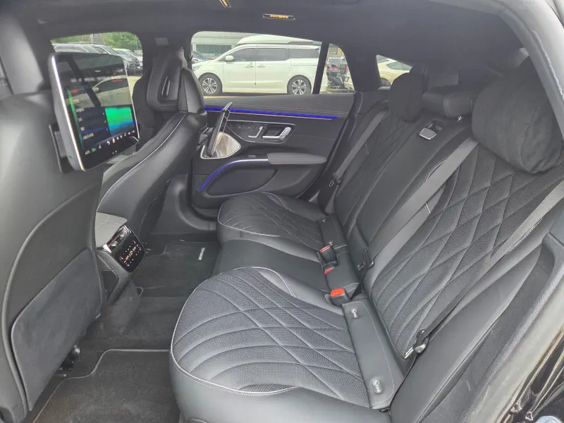 Mercedes-Benz EQS