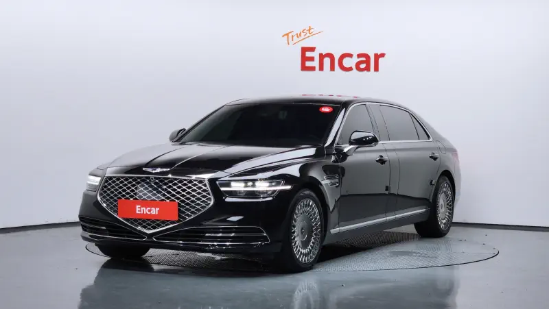 Genesis G90