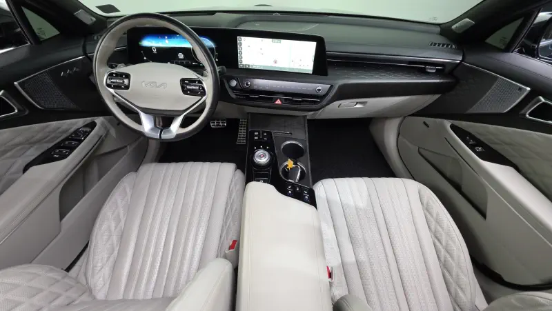 Kia K8