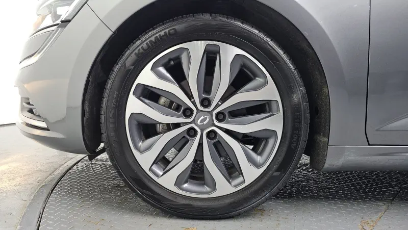 Renault Samsung SM6