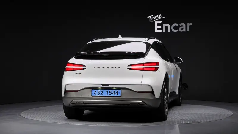 Genesis GV60