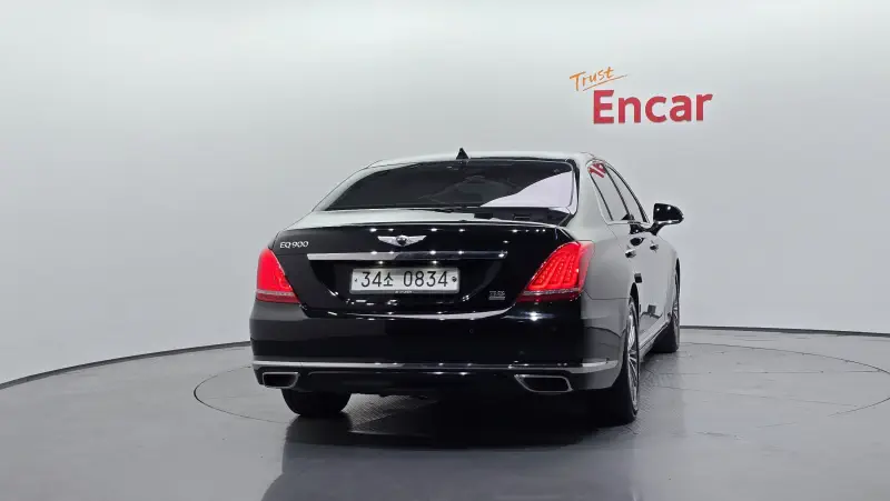 Genesis EQ900