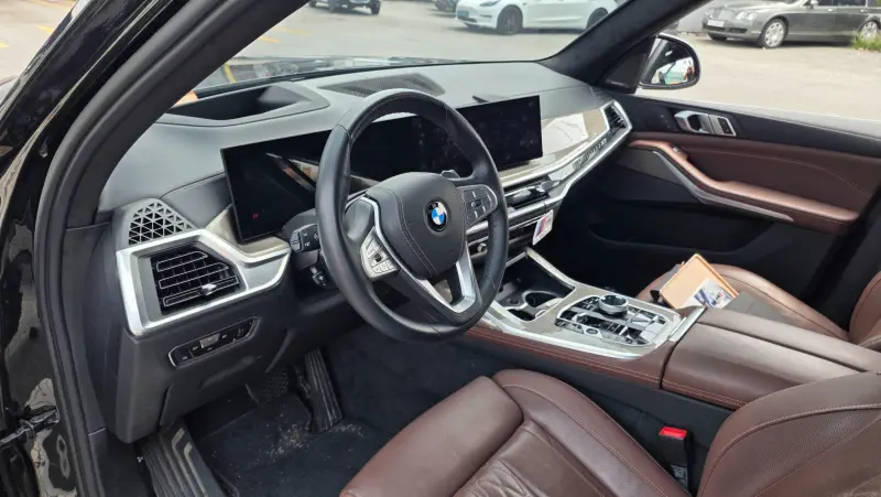 BMW X7