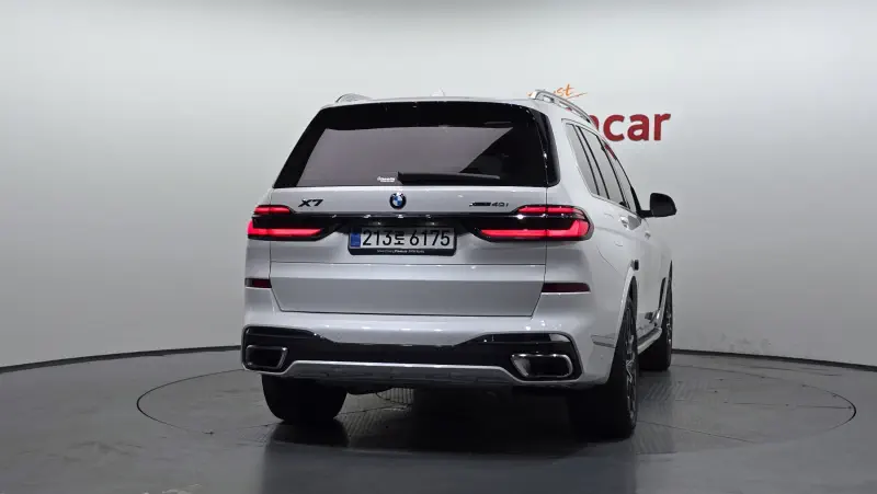BMW X7