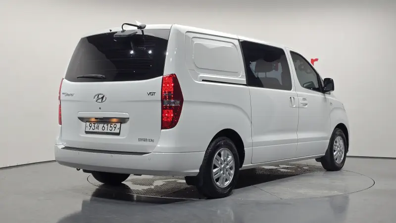 Hyundai Grand Starex