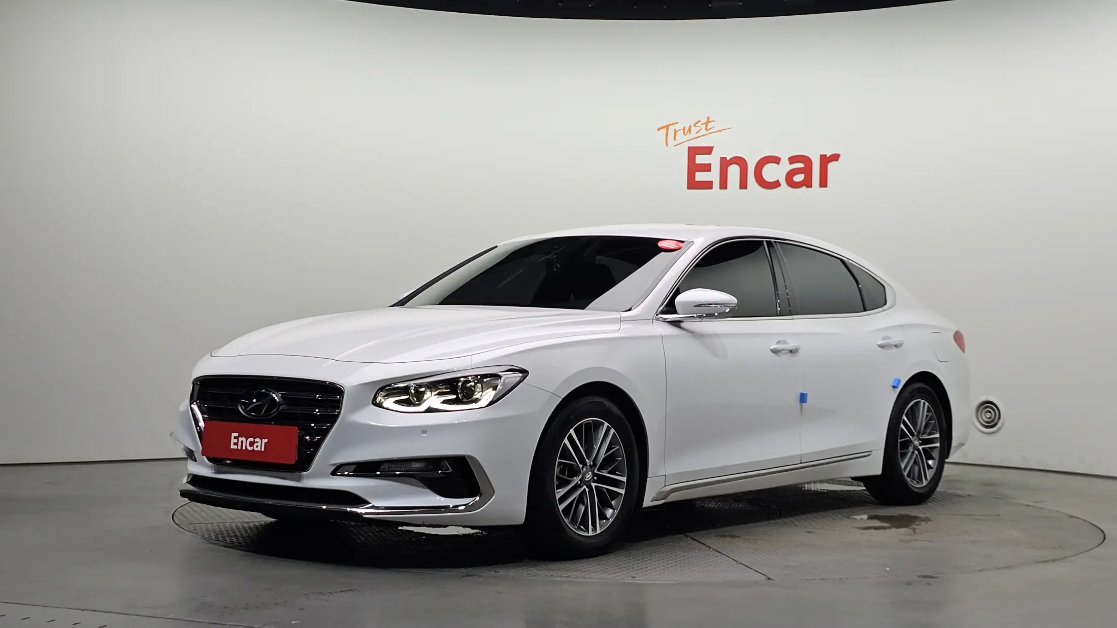 Hyundai Grandeur 2016