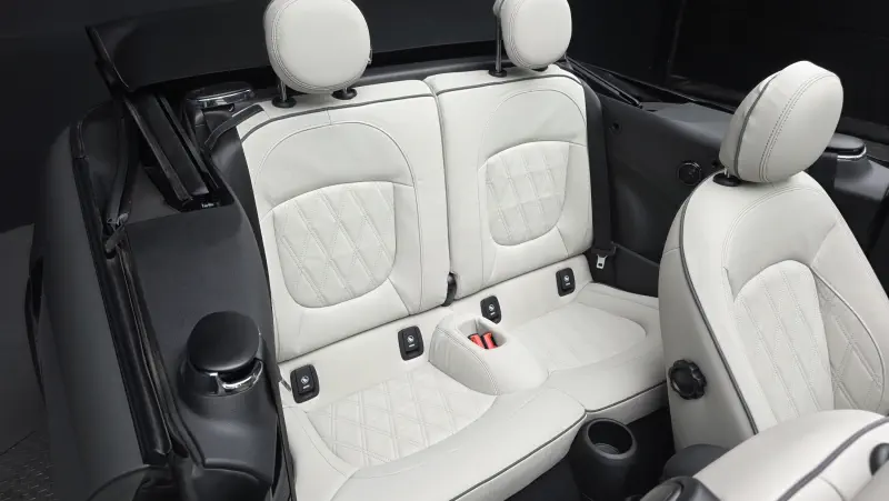 MINI Cabrio