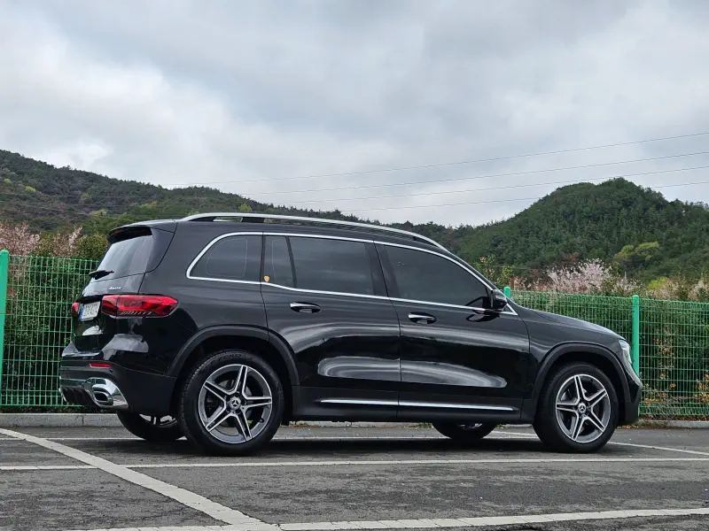 Mercedes-Benz GLB-Class