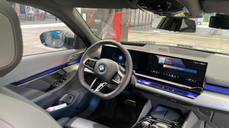 BMW 5-Series