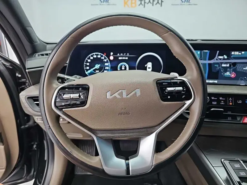 Kia K8