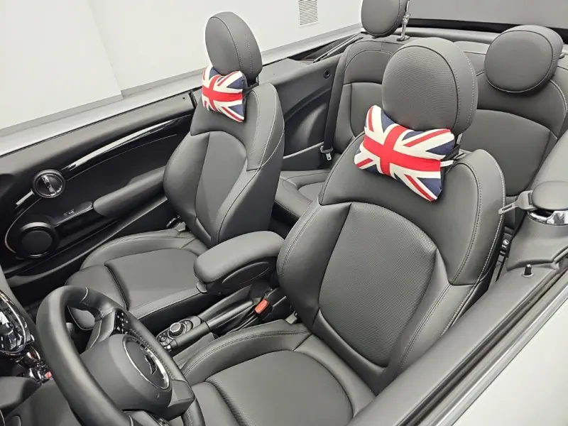 MINI Cabrio