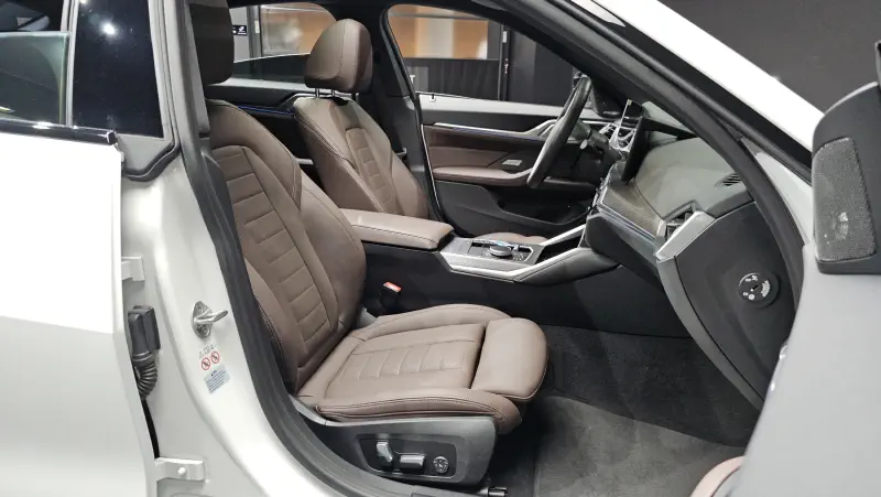 BMW i4