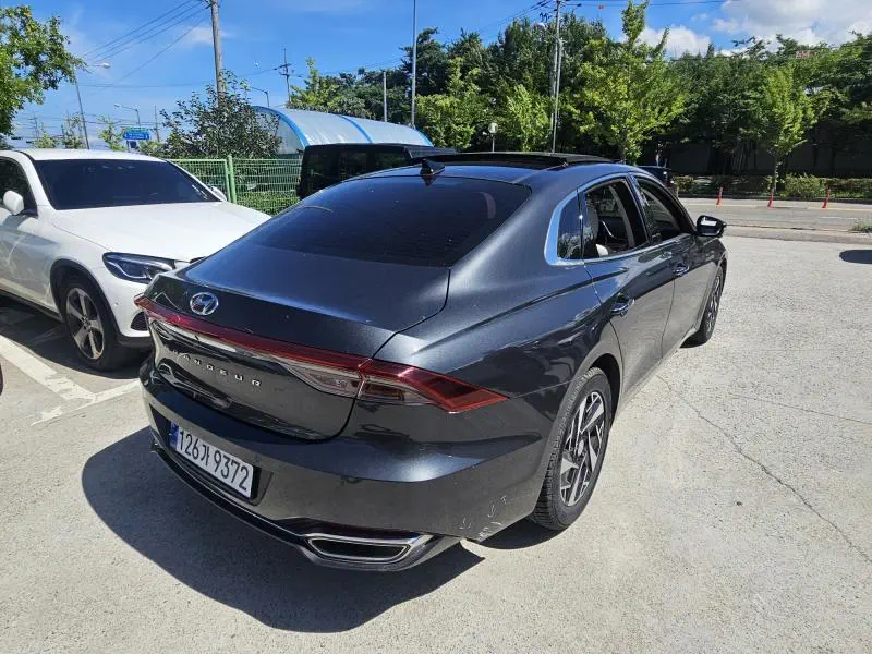 Hyundai Grandeur