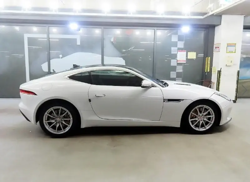 Jaguar F-Type