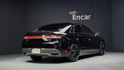 Lincoln Mkz