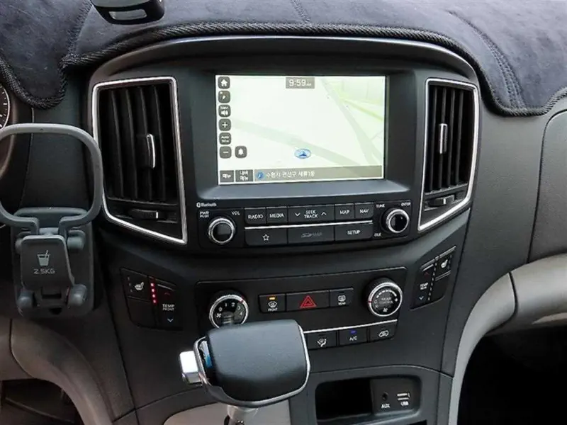 Hyundai Grand Starex