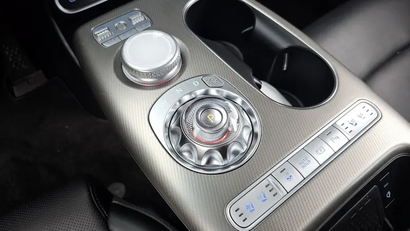 Genesis GV60