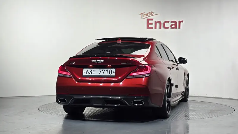 Genesis G70
