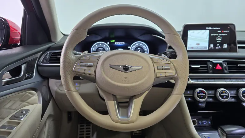 Genesis G70