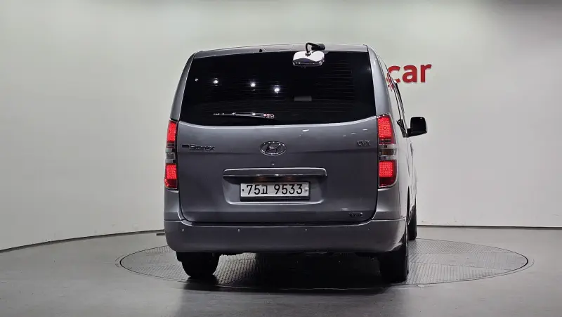 Hyundai Grand Starex