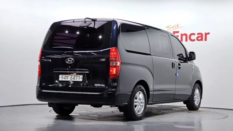 Hyundai Grand Starex