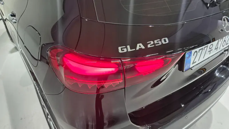 Mercedes-Benz GLA-Class