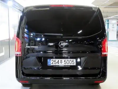 Mercedes-Benz V-Class