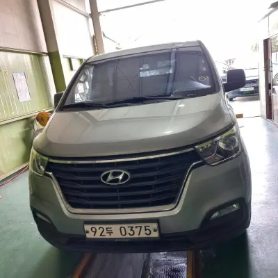 Hyundai Grand Starex