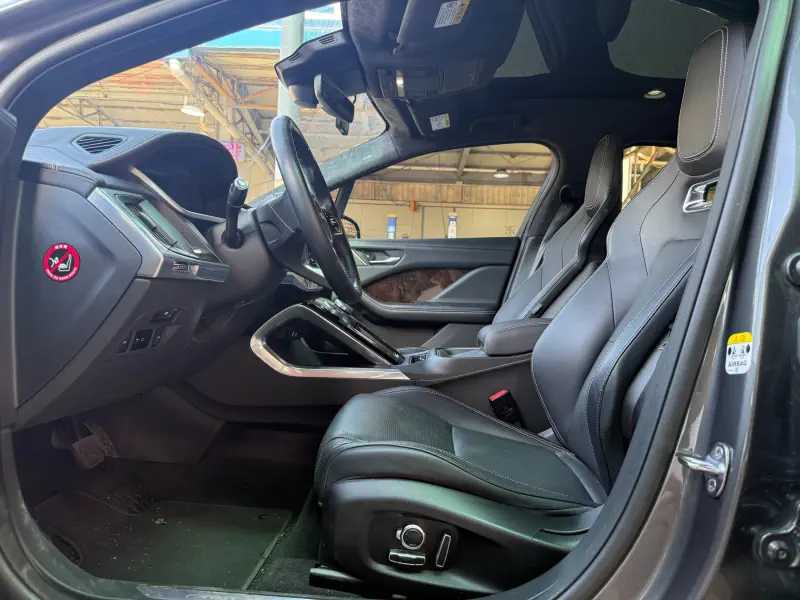 Jaguar I-Pace