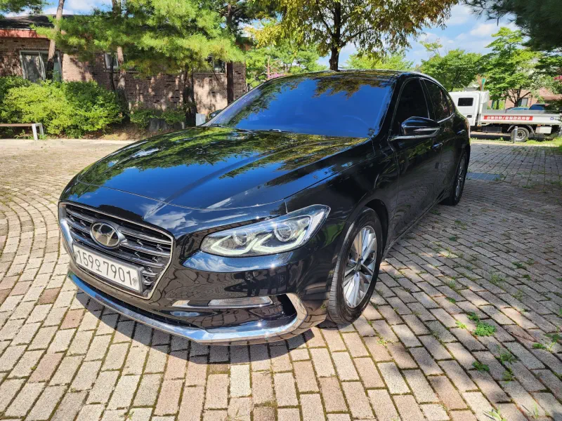 Hyundai Grandeur