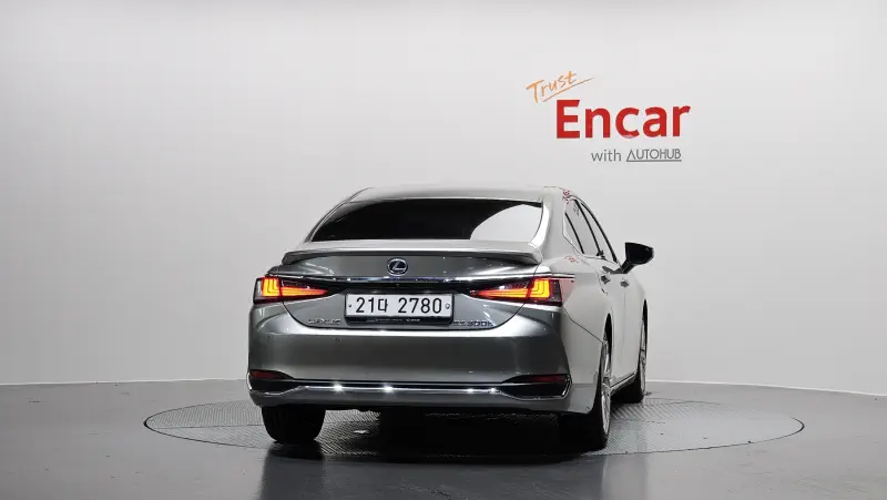 Lexus ES300h