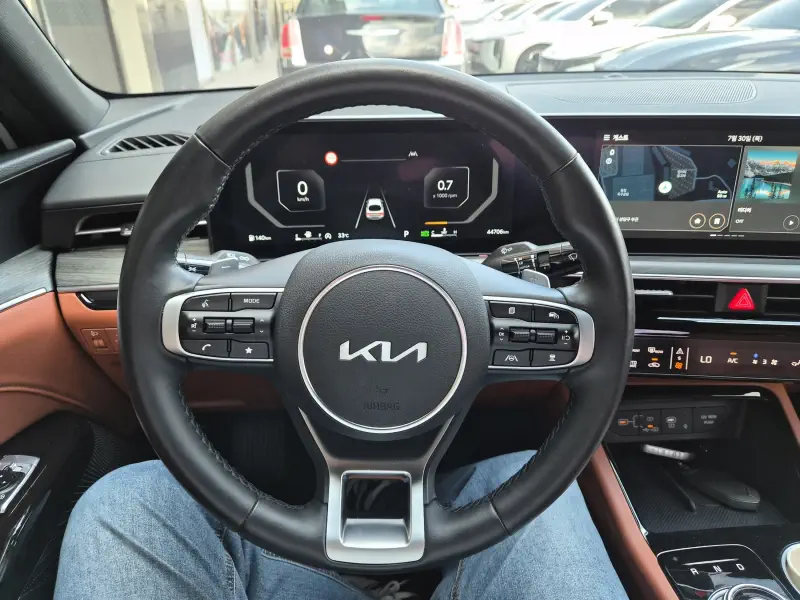 Kia K5
