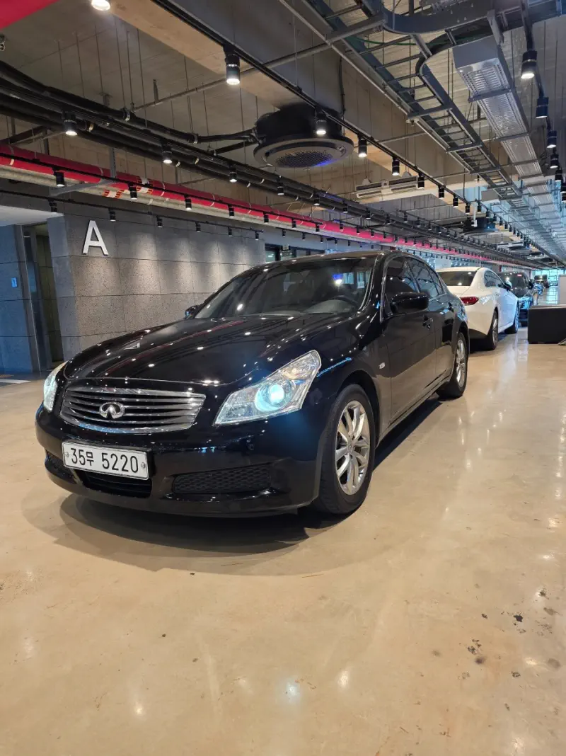 Infiniti G37