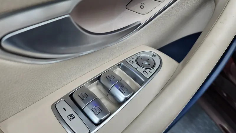 Купить Mercedes-Benz E-Class Gyeonggi из Кореи