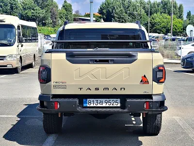 Kia Tasman