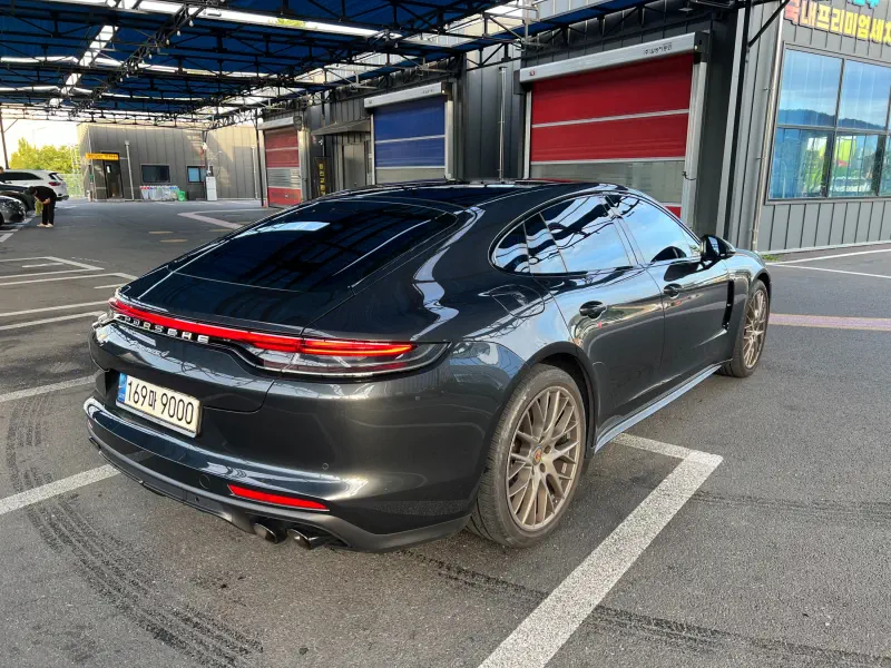 Porsche Panamera