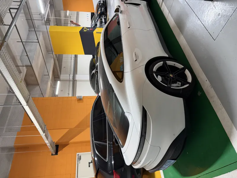 Porsche Taycan
