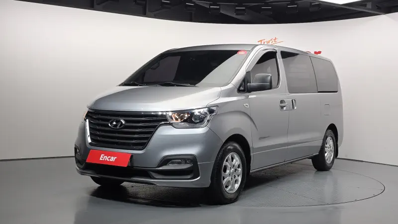 Hyundai Grand Starex