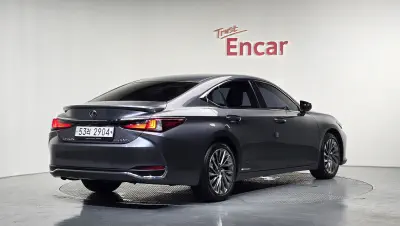 Lexus ES300h