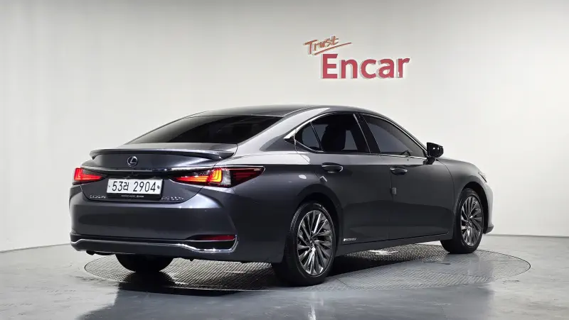 Lexus ES300h