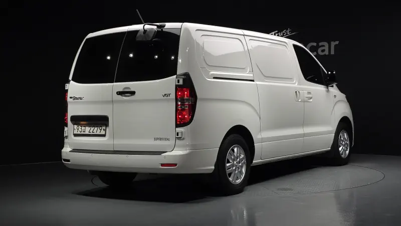 Hyundai Grand Starex