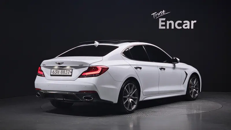 Genesis G70